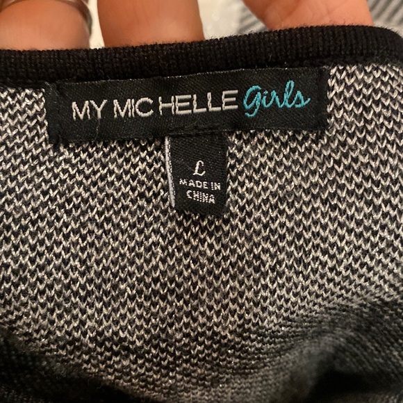 Beautiful dress size large - Picture 2 of 2